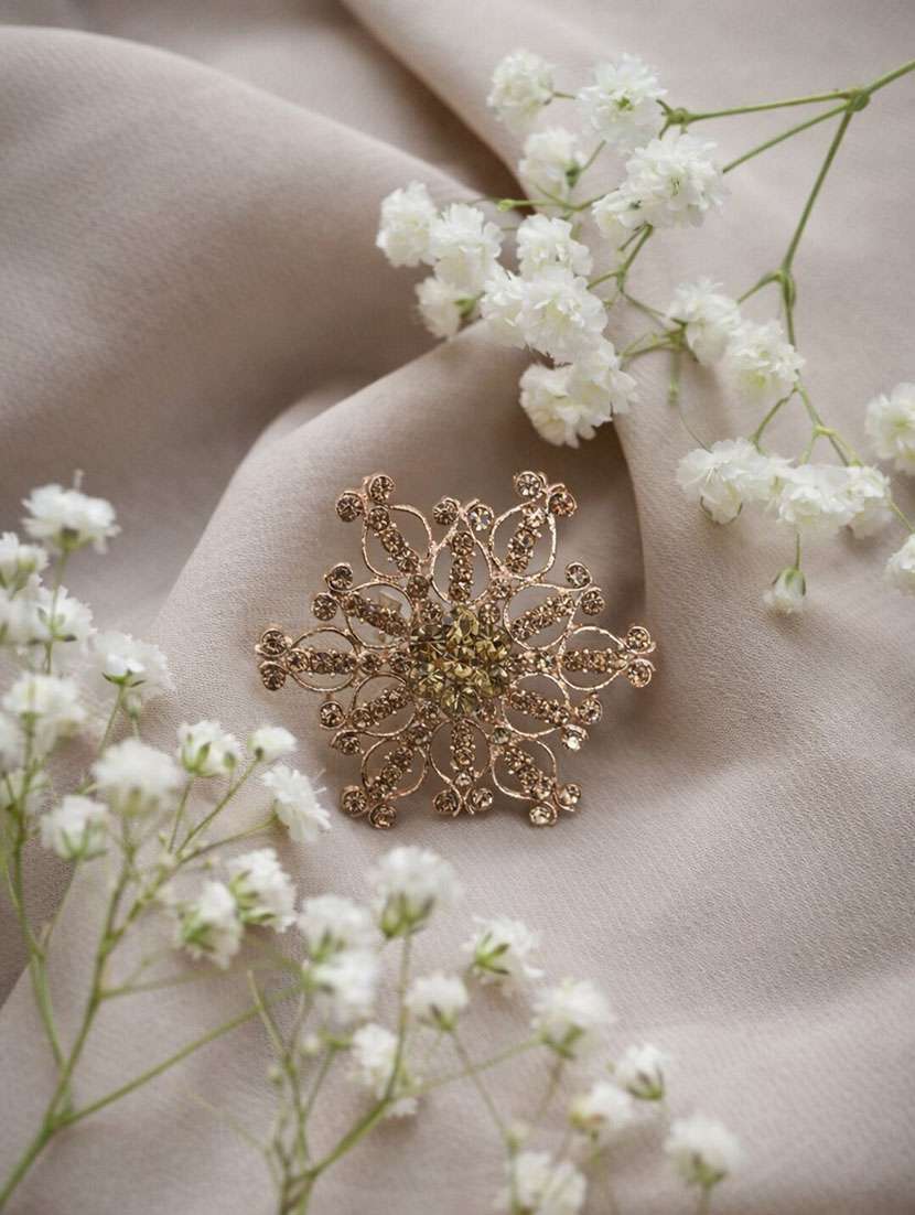 gold-tone stone studded floral statement ring for women