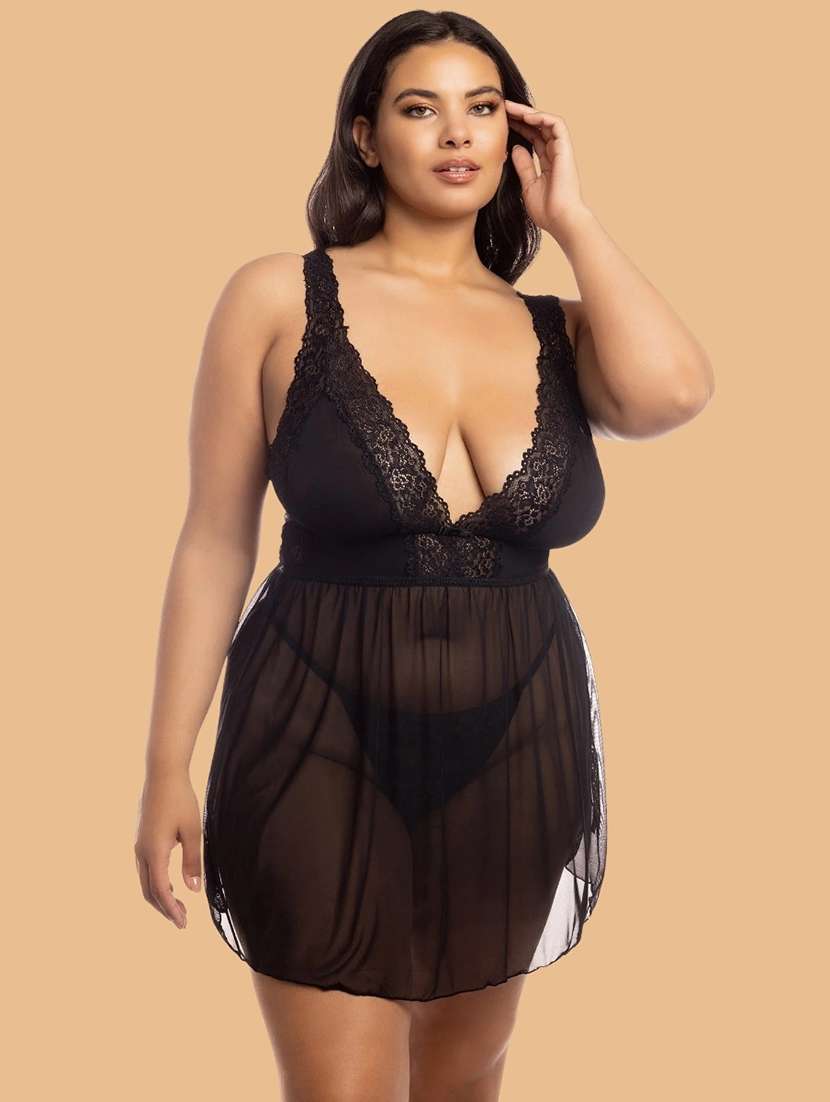 women self designed sleeveless lace babydoll