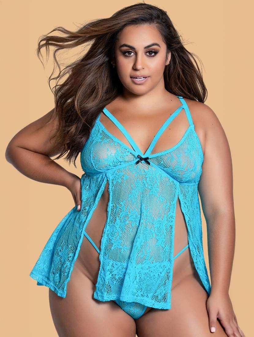 women self designed sleeveless lace babydoll