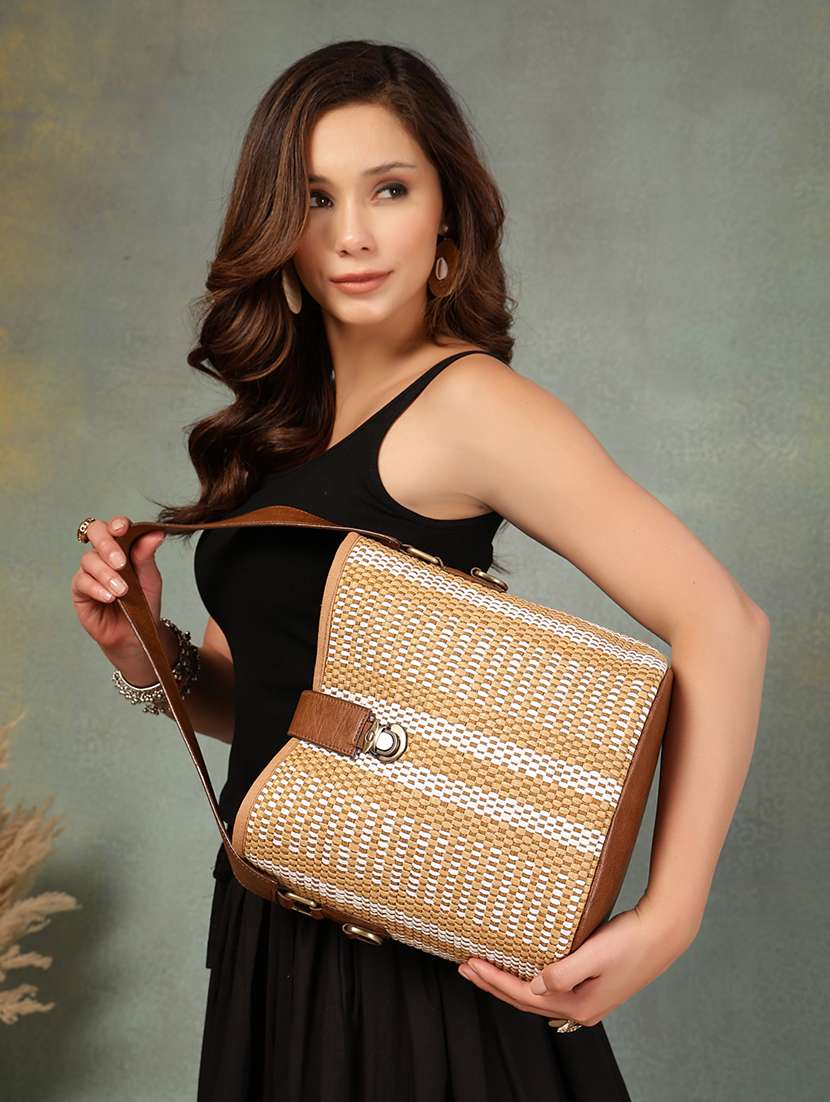 women self designed handbag - 22347108 -  Standard Image - 5