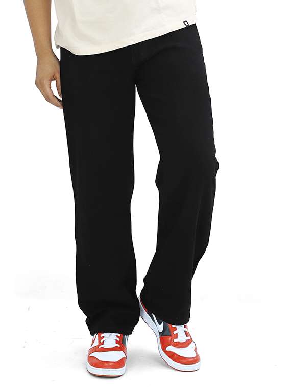 men solid mid rise straight fit jeans 