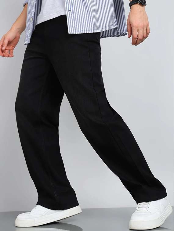 men solid mid rise straight fit jeans 