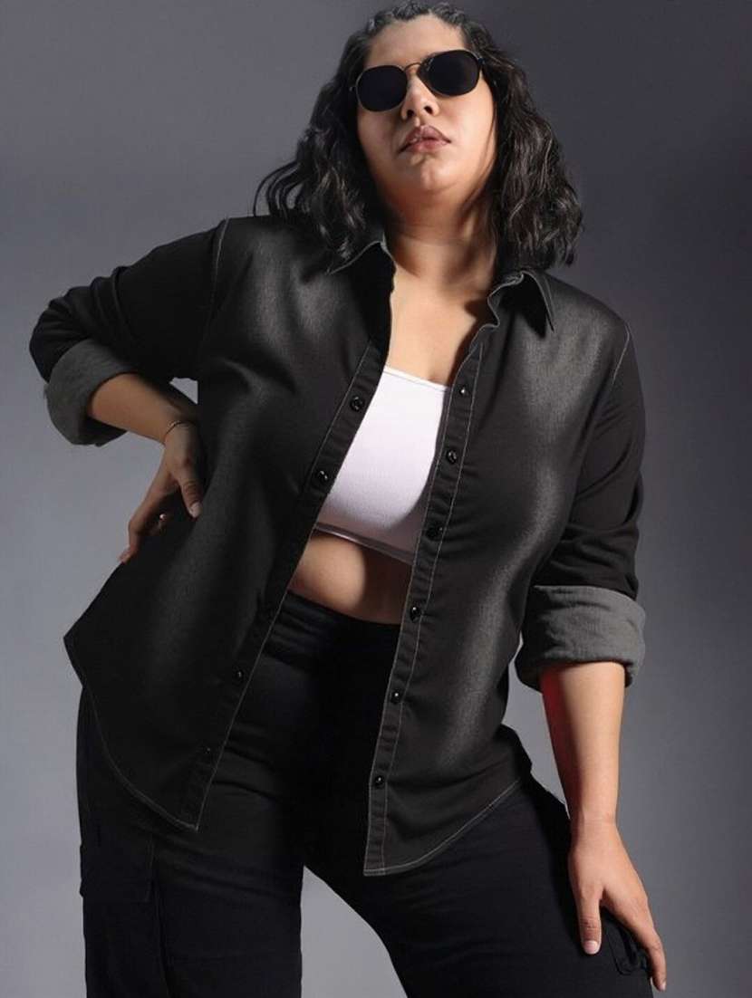 women solid collared short sleeve denim shirt