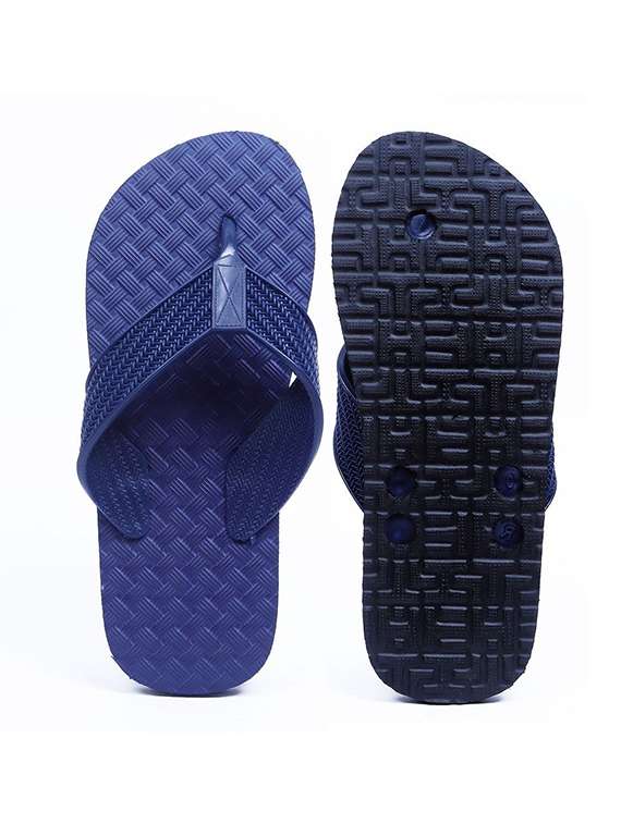 men solid toe seperator slipper - 22353471 -  Standard Image - 3