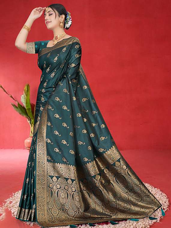 women self design banarasi saree with blouse