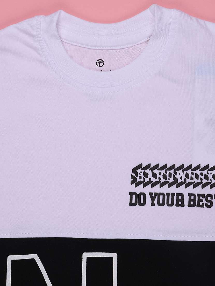 boys colourblocked round neck t-shirt - 22353891 -  Standard Image - 3