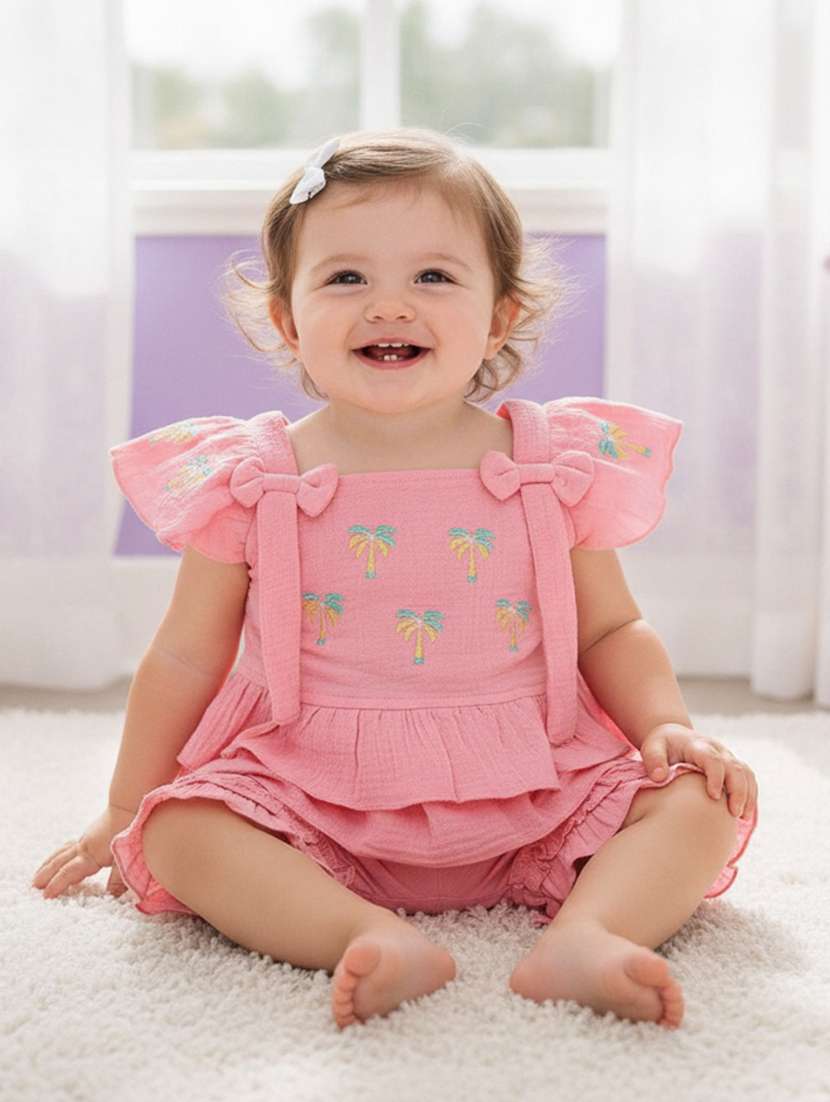 girls embroidered ruffle sleeves top and shorts set