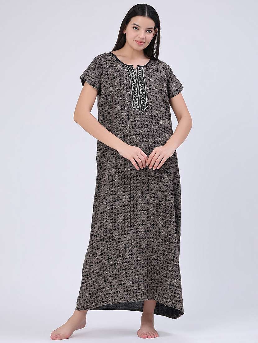 women printed short sleeves nighty