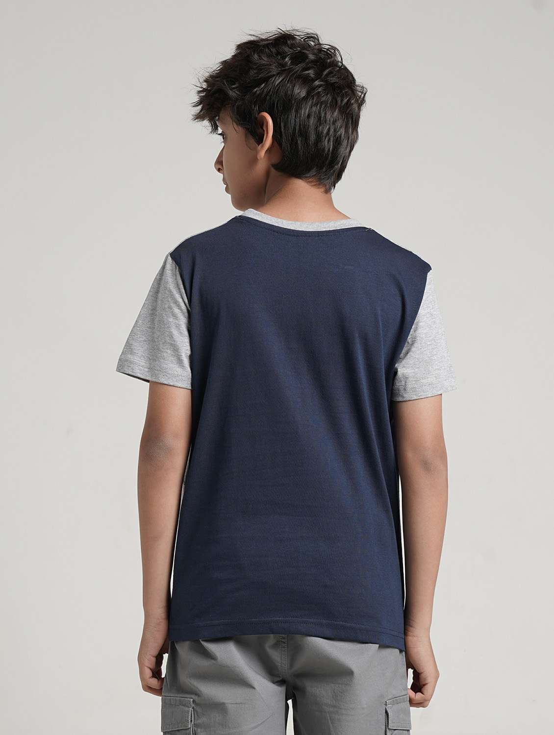 boys color blocked short sleeve t-shirt - 22354309 -  Standard Image - 3
