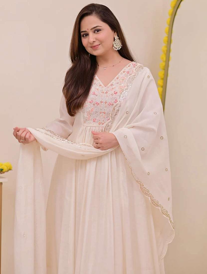 women solid with work three quarter sleeve kurta pant with dupatta set - 22354318 -  Standard Image - 5