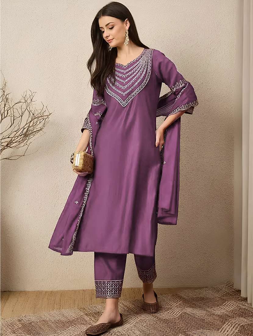 women solid with work three quarter sleeve kurta pant with dupatta set
