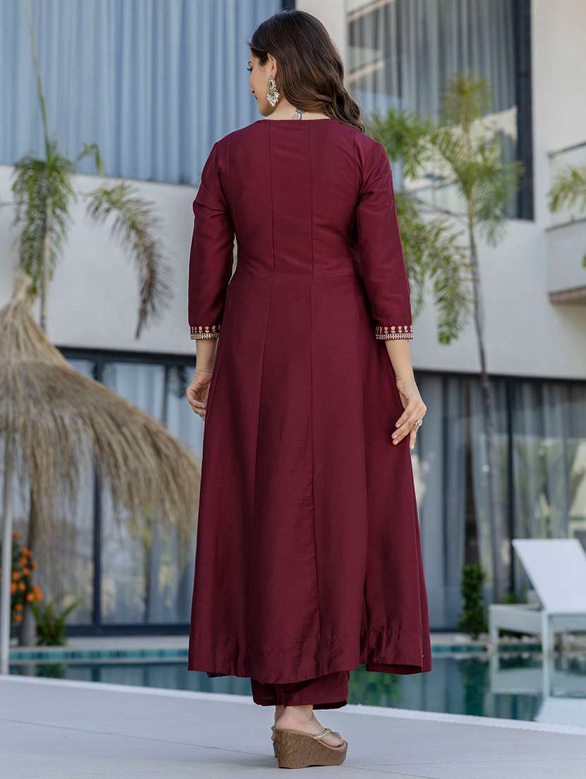 women solid with work three quarter sleeve kurta pant with dupatta set - 22354334 -  Standard Image - 3