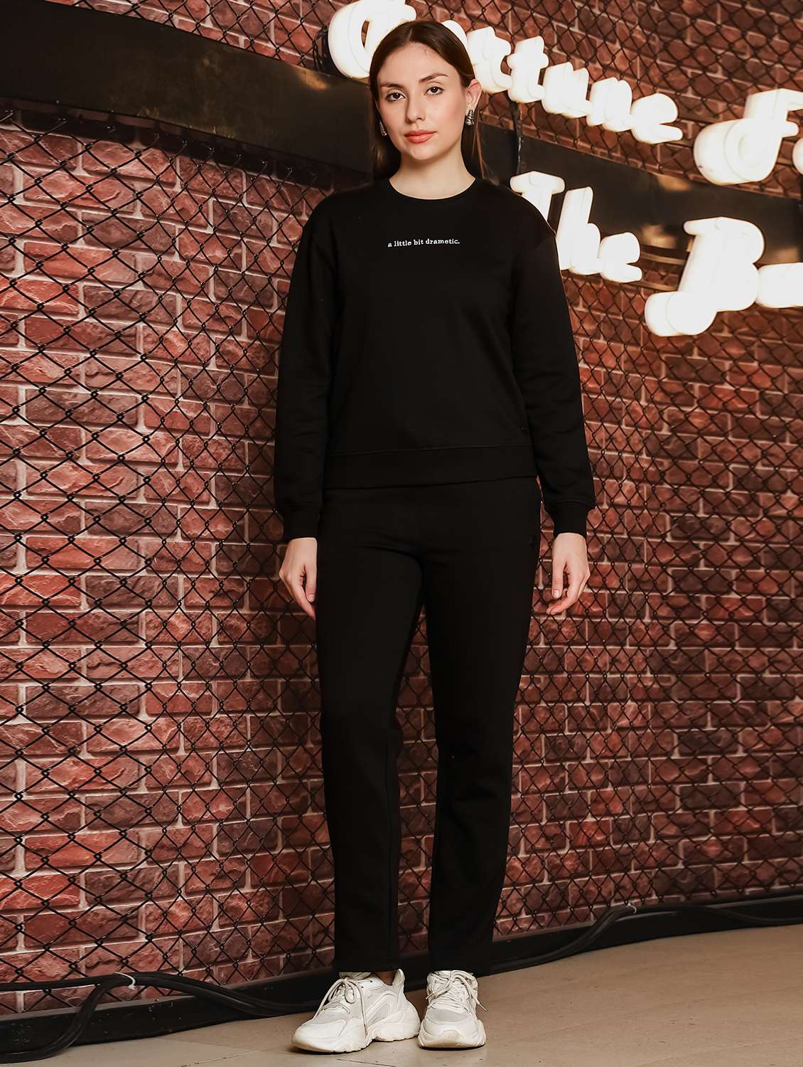 women solid sweatshirt and track pant co-ord set 