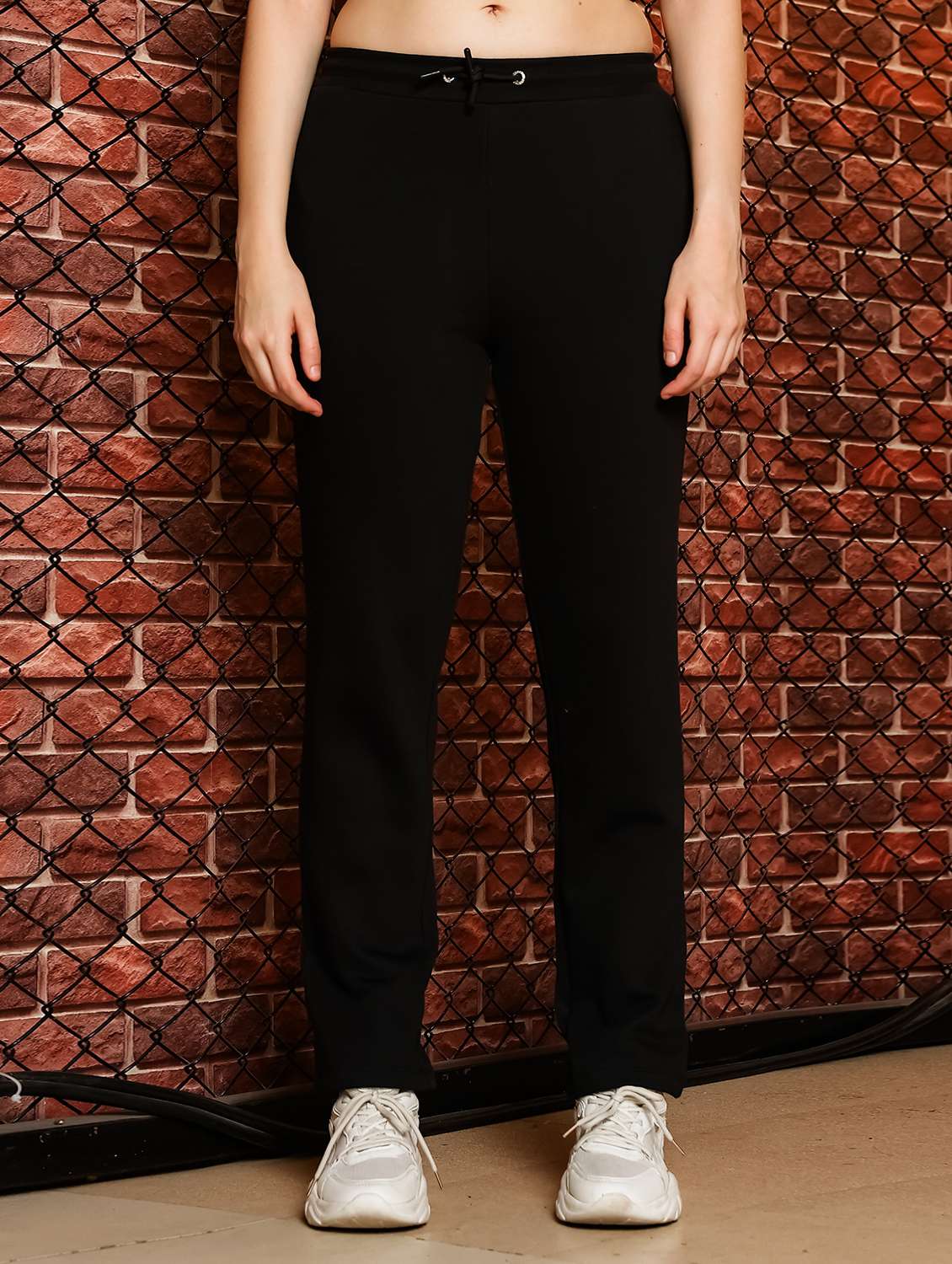 women solid sweatshirt and track pant co-ord set  - 22354506 -  Standard Image - 5