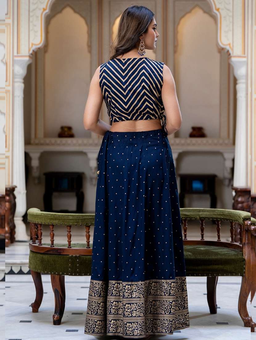 women printed skirt top with shrug set  - 22354520 -  Standard Image - 5