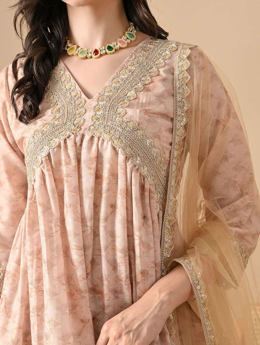 women three quarter sleeve kurta sharara with dupatta set - 22354524 -  Standard Image - 5