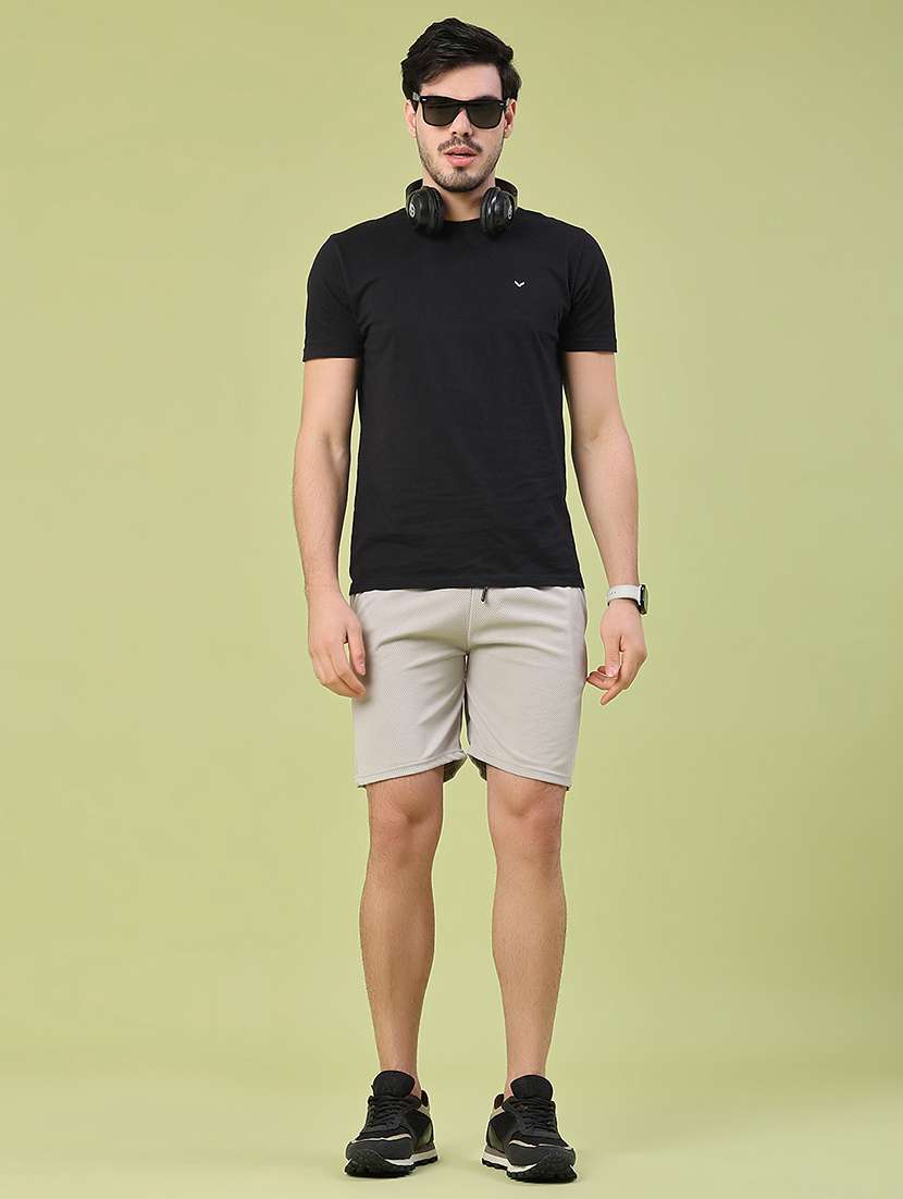 men textured mid rise slim fit shorts - 22355896 -  Standard Image - 5