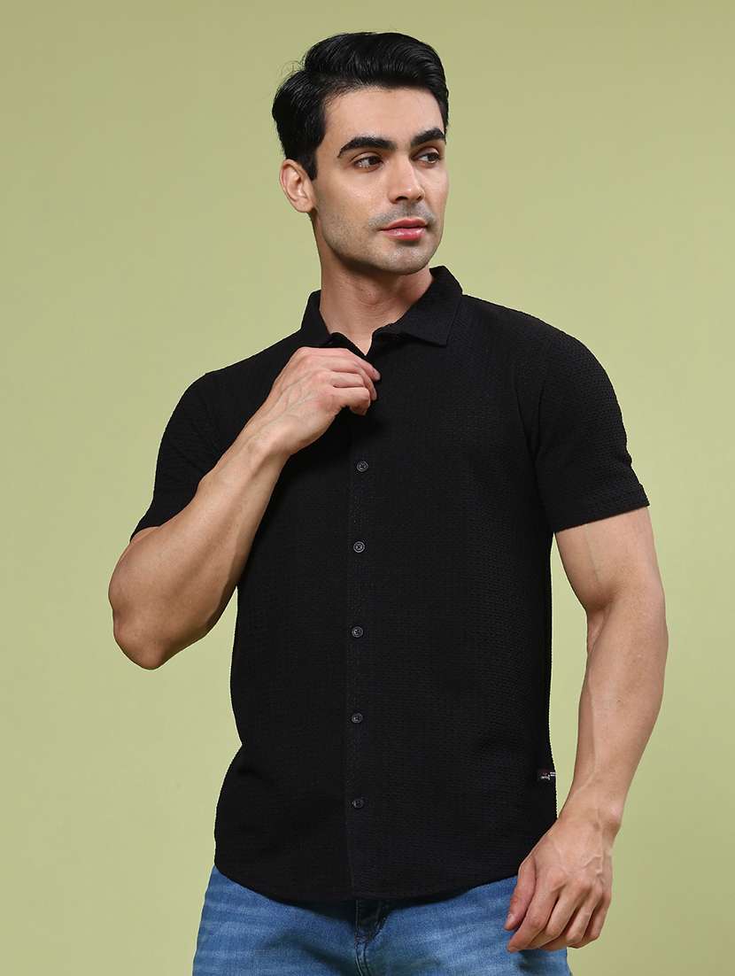 men self design short sleeve slim fit casual shirt
