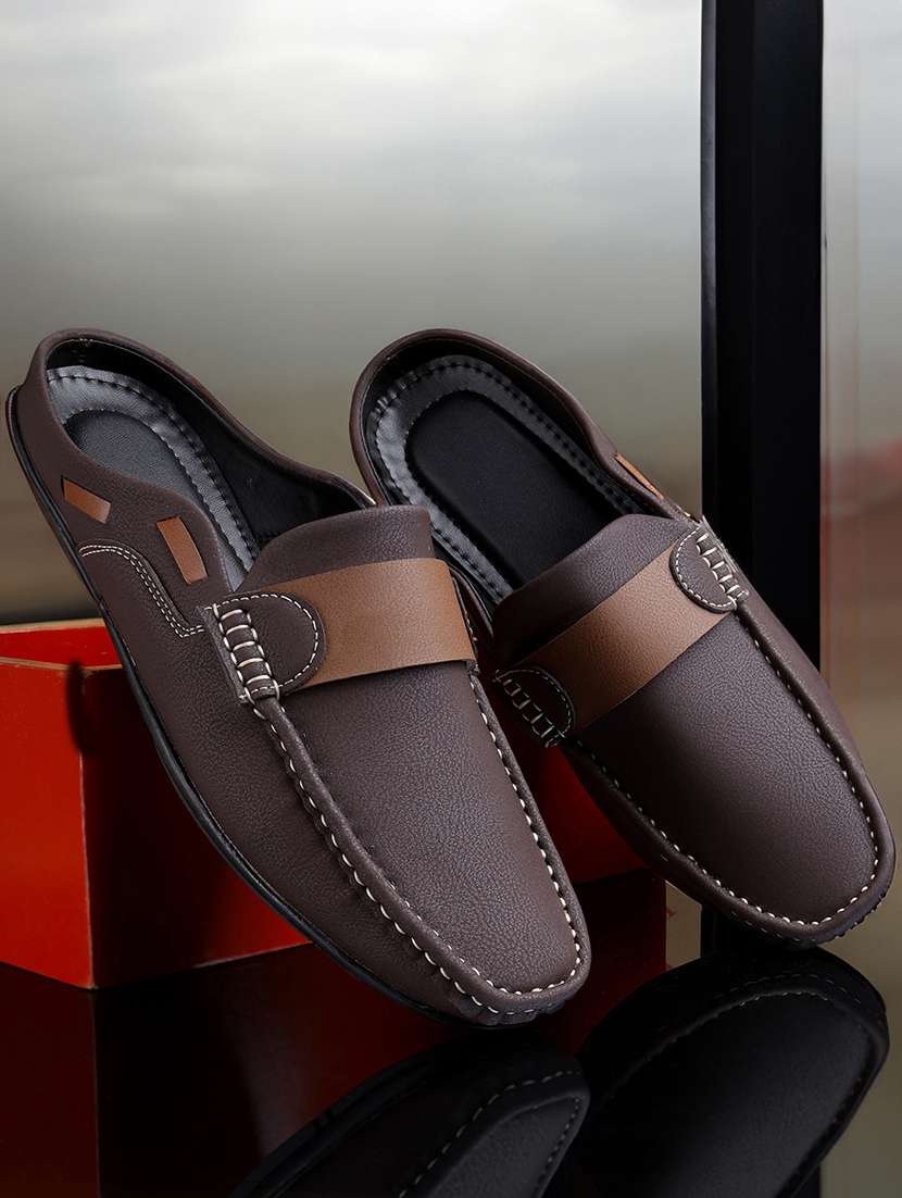 men textured slip on loafer