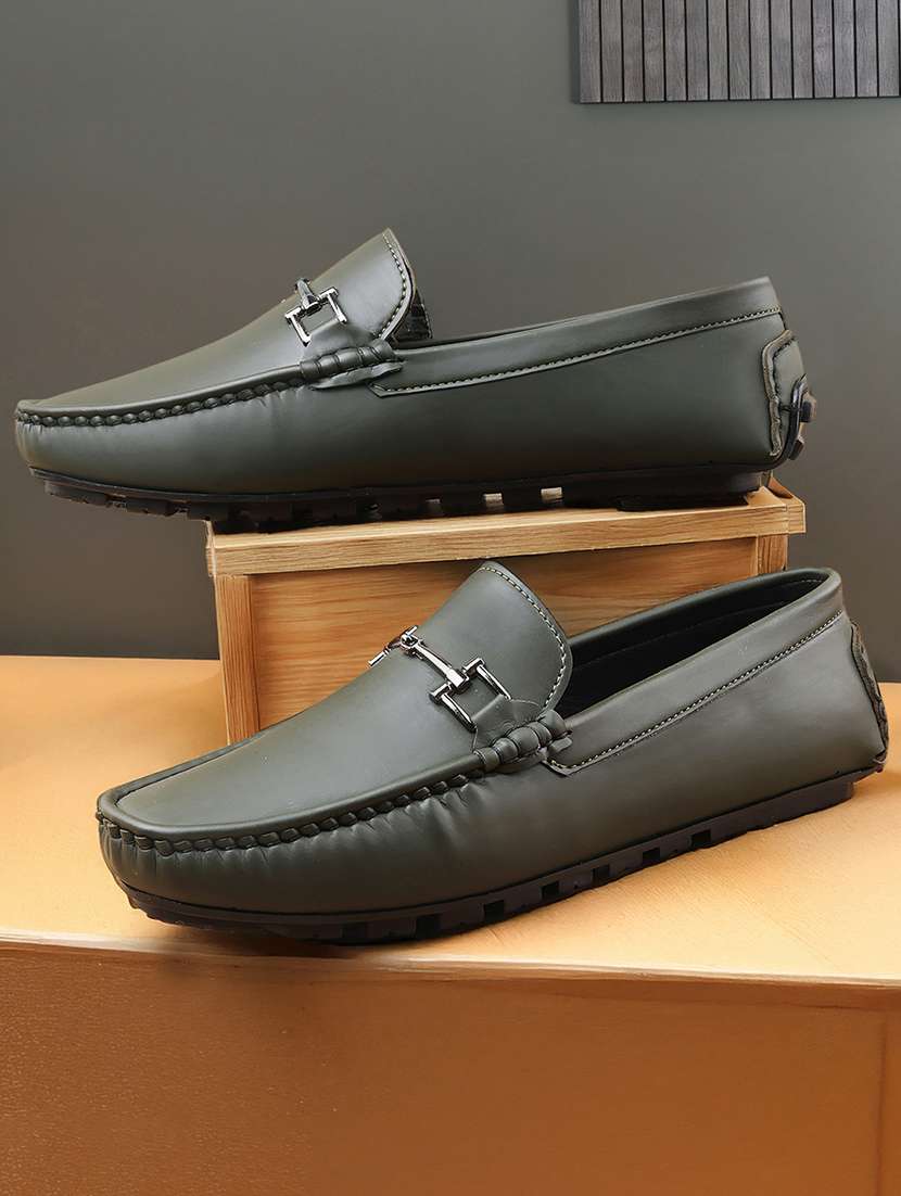 men solid slip on horsebit loafer