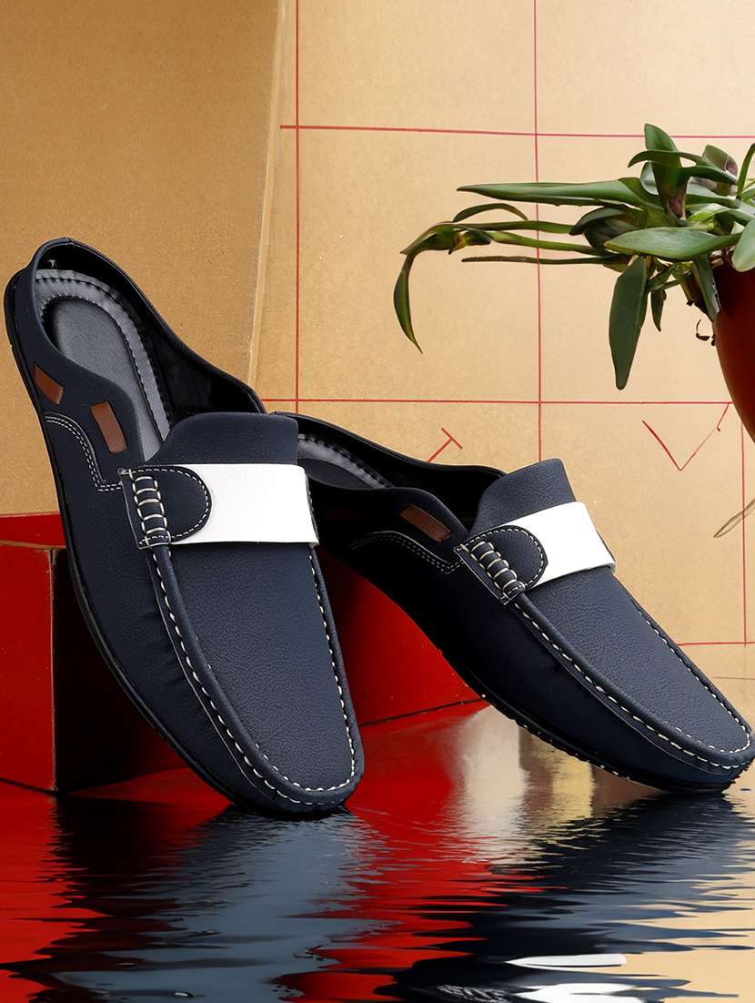 men solid slip on loafer