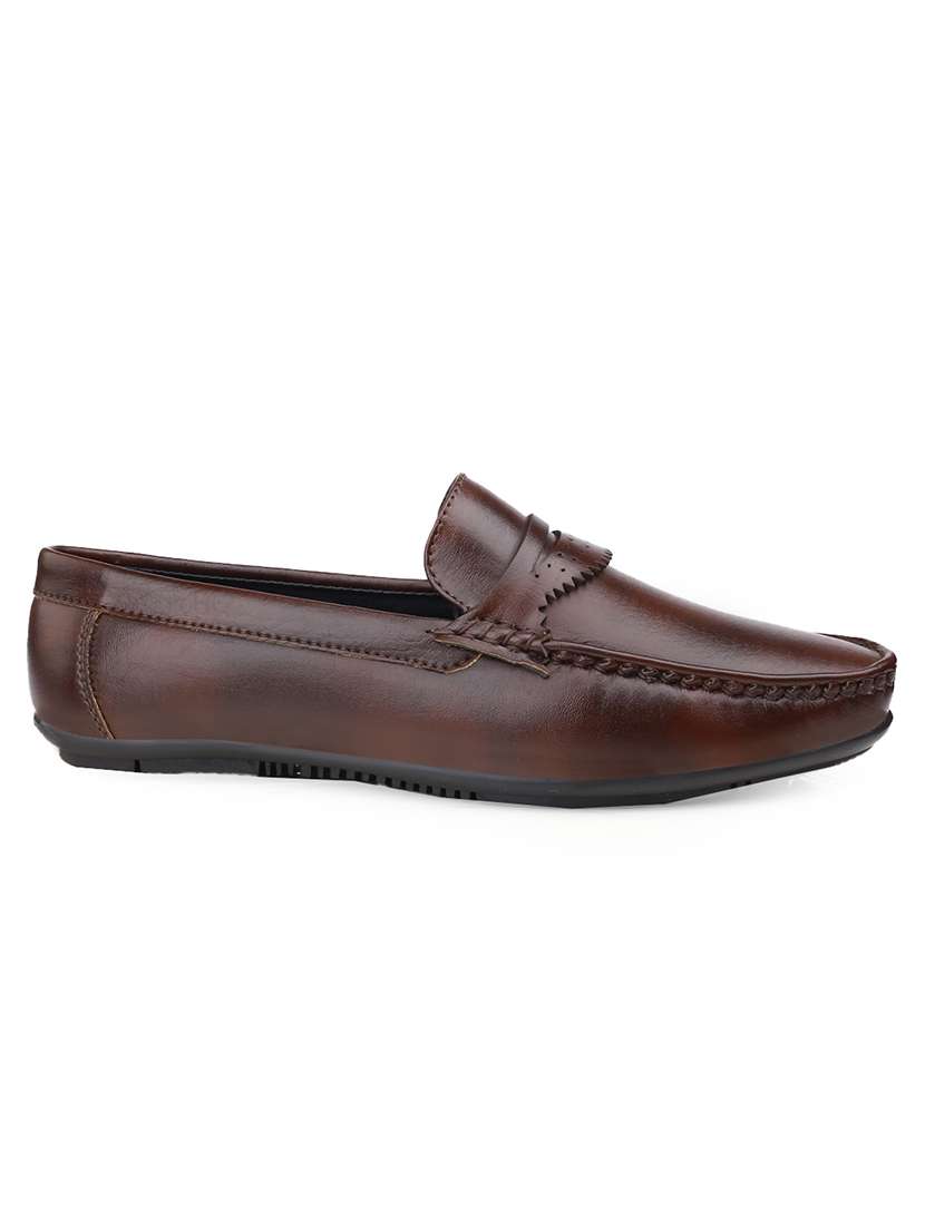 men solid slip on loafer - 22356541 -  Standard Image - 3