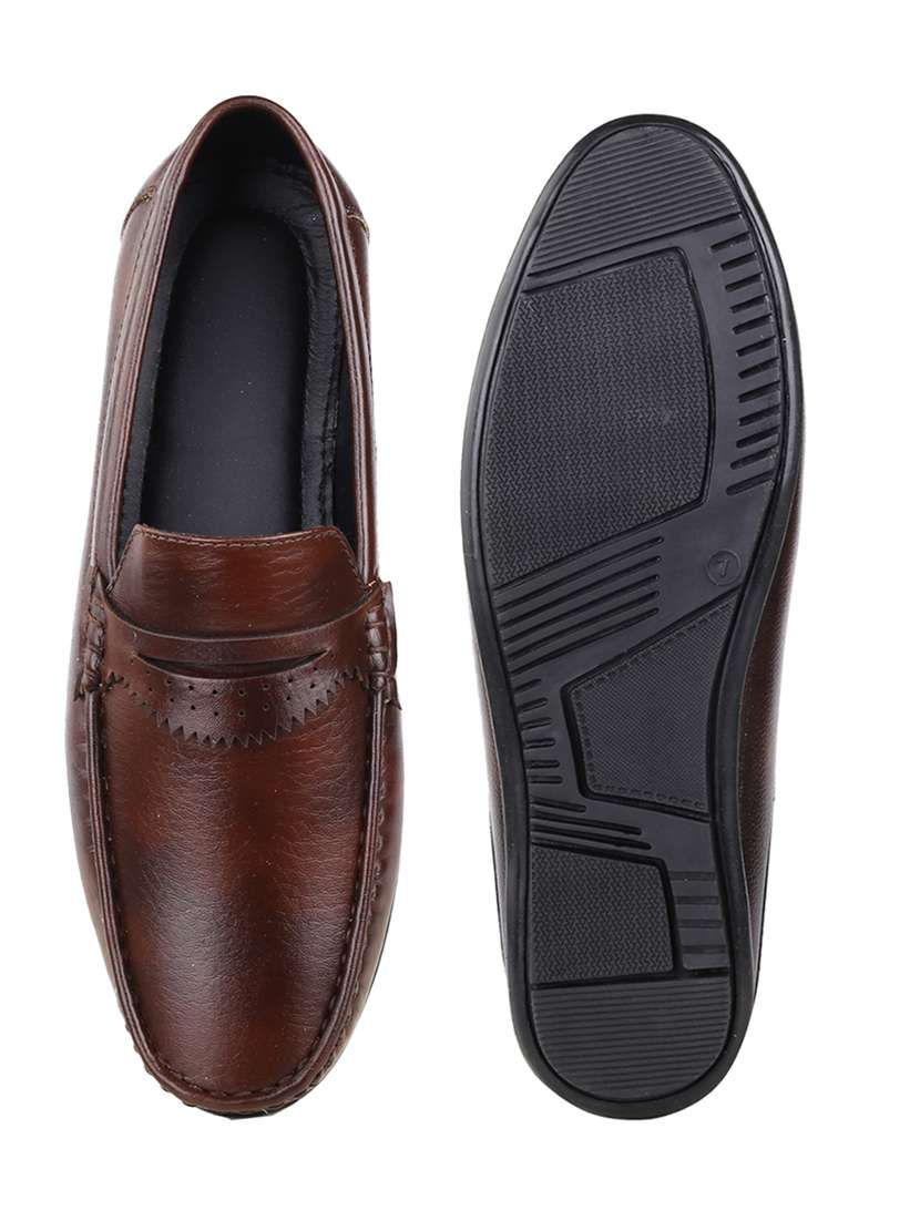 men solid slip on loafer - 22356541 -  Standard Image - 5