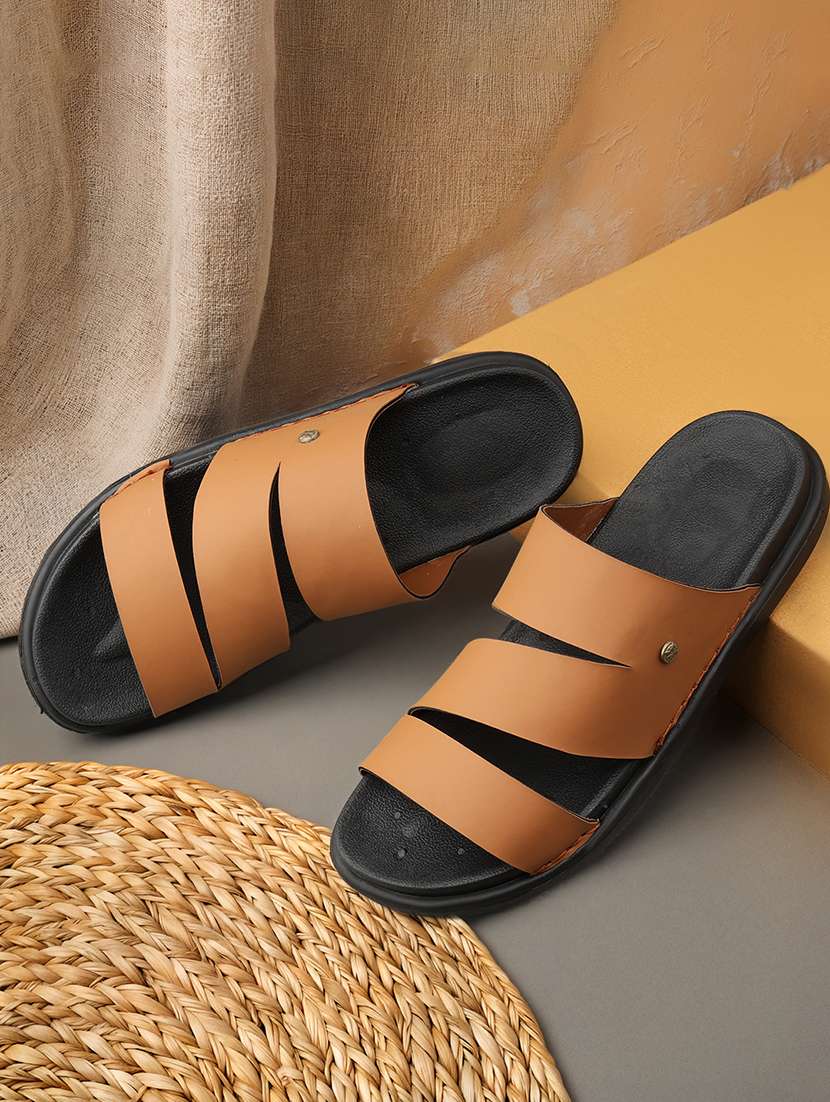 men solid slip on sandal