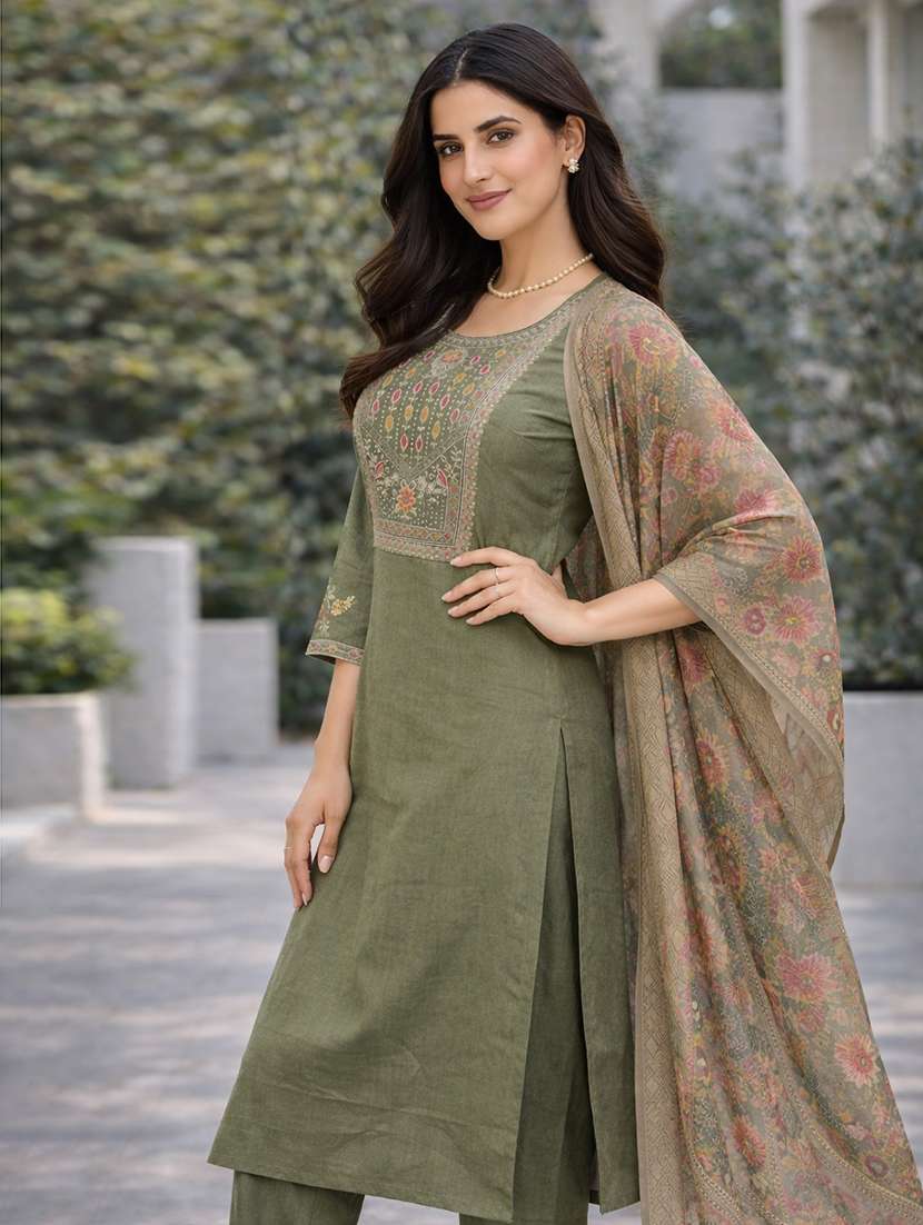 women solid with work three quarter sleeve kurta pant with dupatta set - 22357054 -  Standard Image - 3
