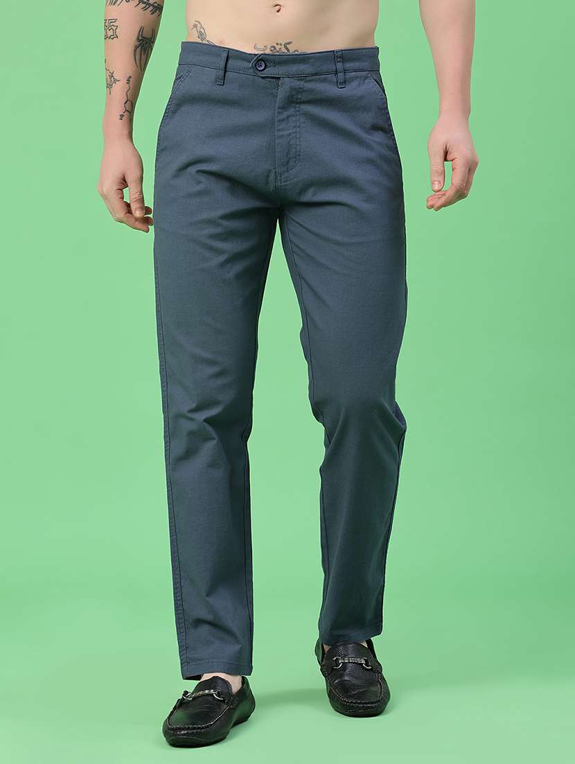 men solid mid rise chinos casual trouser