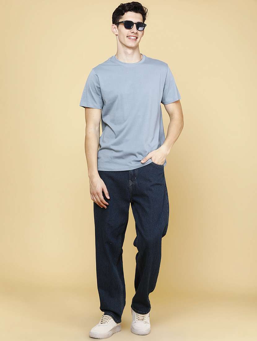 Men Solid Short Sleeve Regular Fit T-shirt - 22357263 -  Standard Image - 5