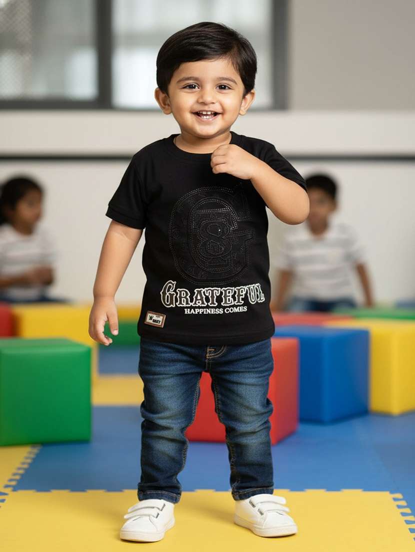 boys embroidered round neck short sleeves t-shirt