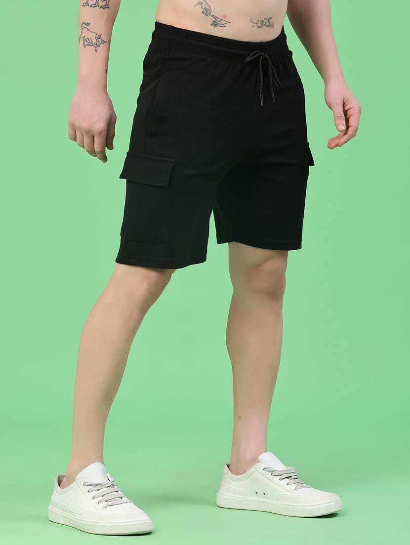 men solid mid rise cargo shorts - 22357366 -  Standard Image - 3