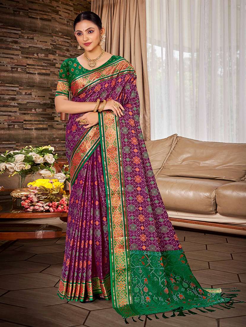 women self design patola saree with blouse