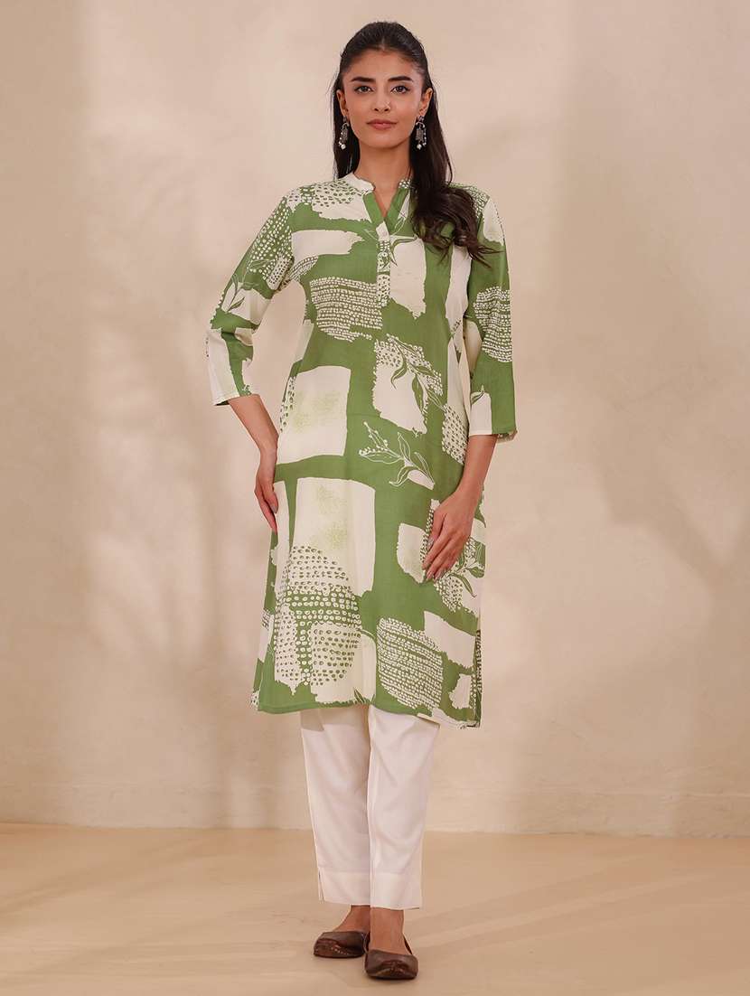 women printed three quarter sleeve straight kurta