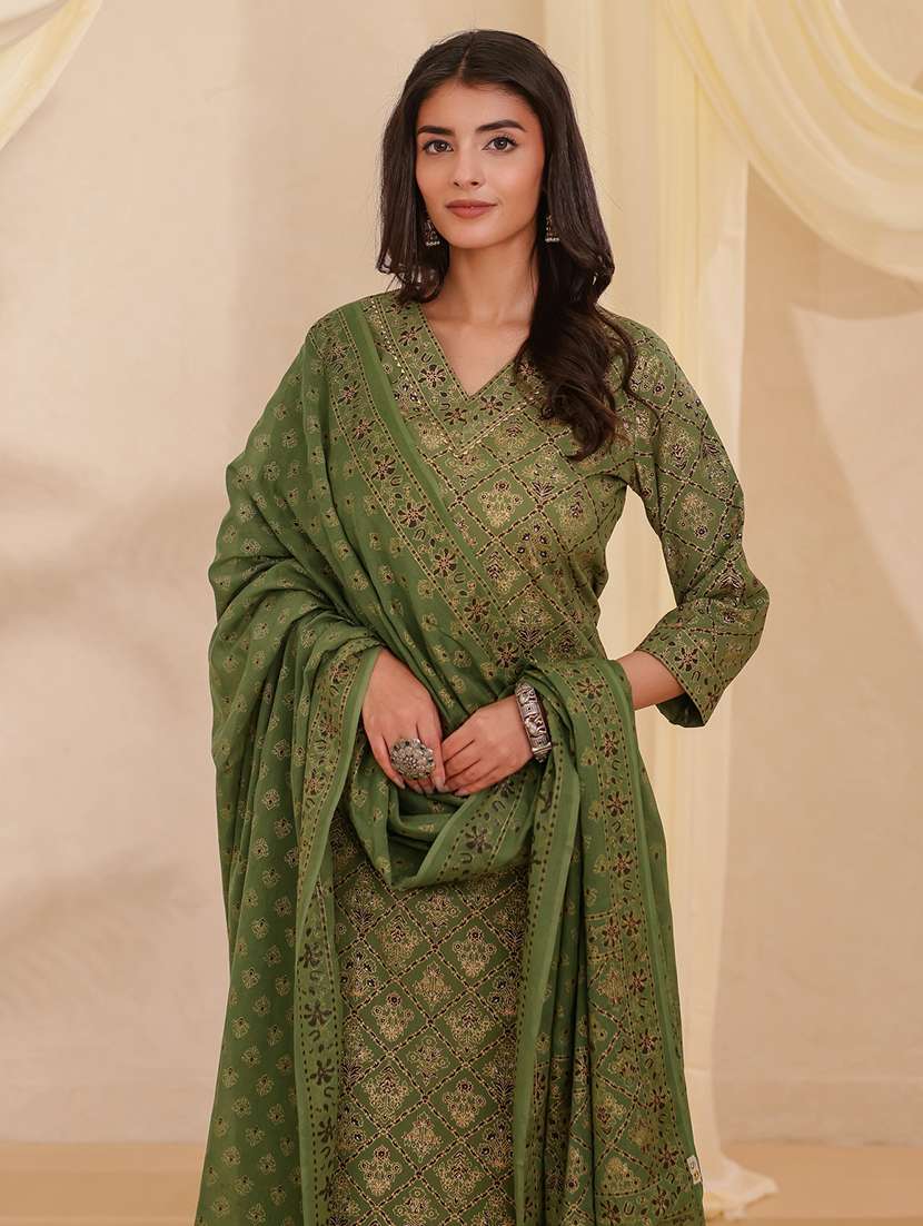 women printed three quarter sleeve kurta pant with dupatta set - 22358097 -  Standard Image - 3