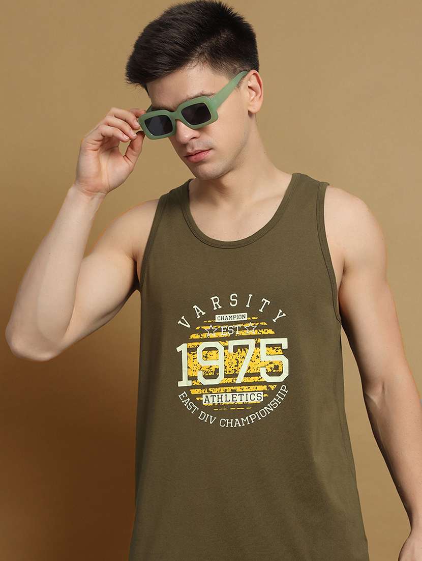 men typographic sleeveless regular fit t-shirt