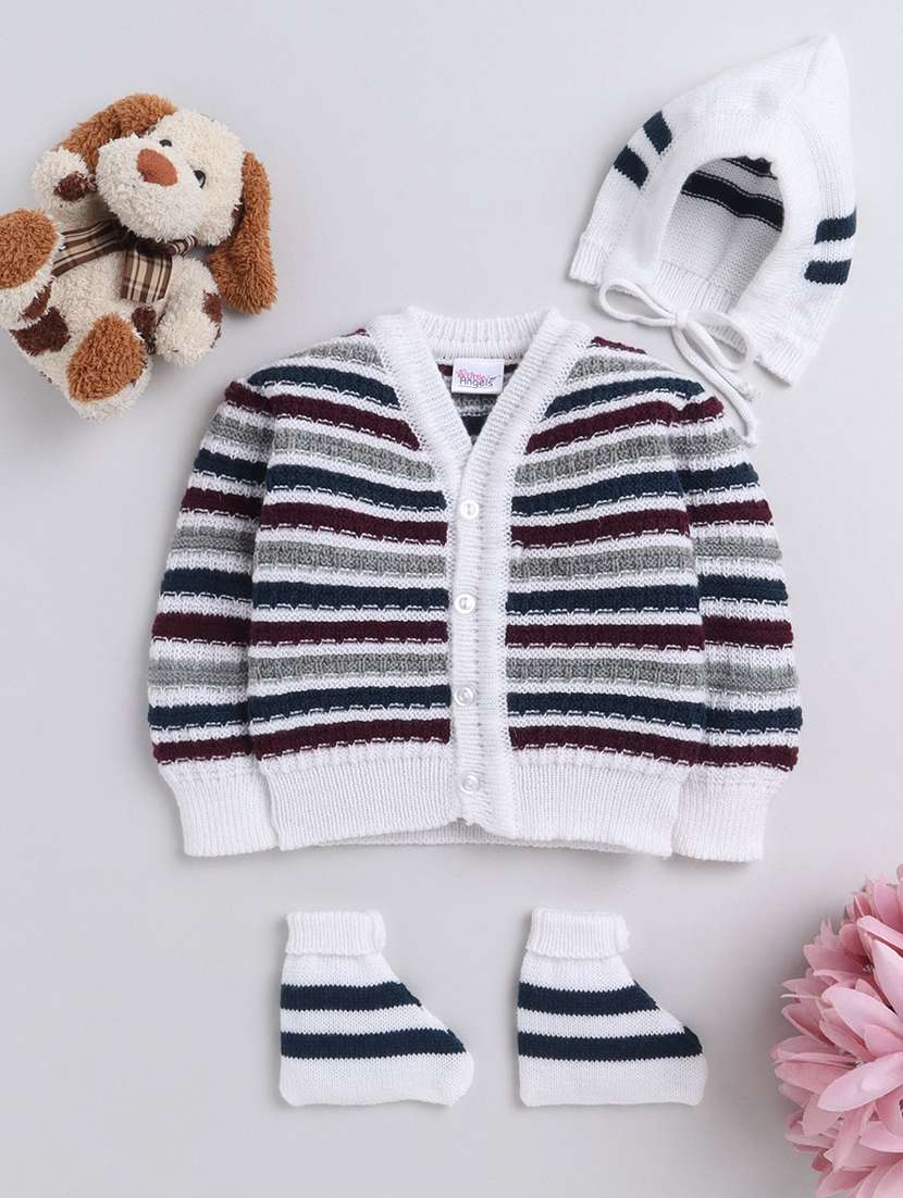 kids sweater with woolen socks & cap