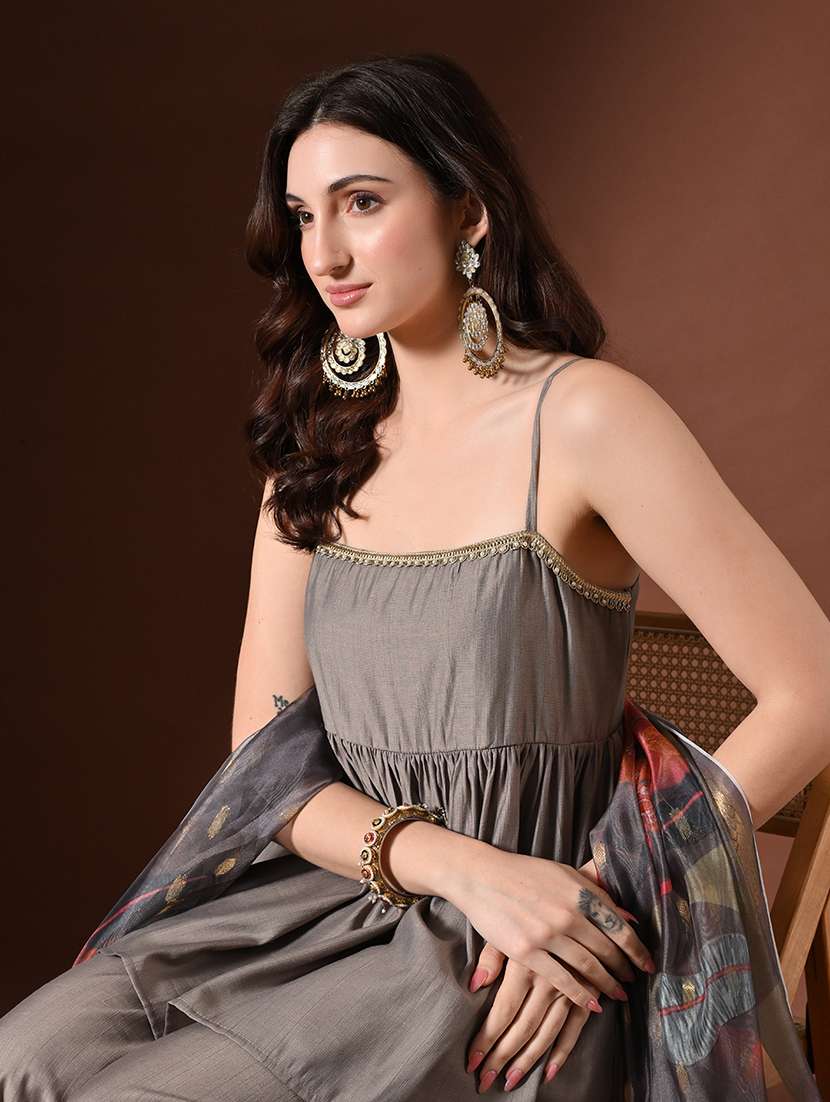 women solid shoulder strap kurta palazzo with dupatta set - 22358710 -  Standard Image - 3