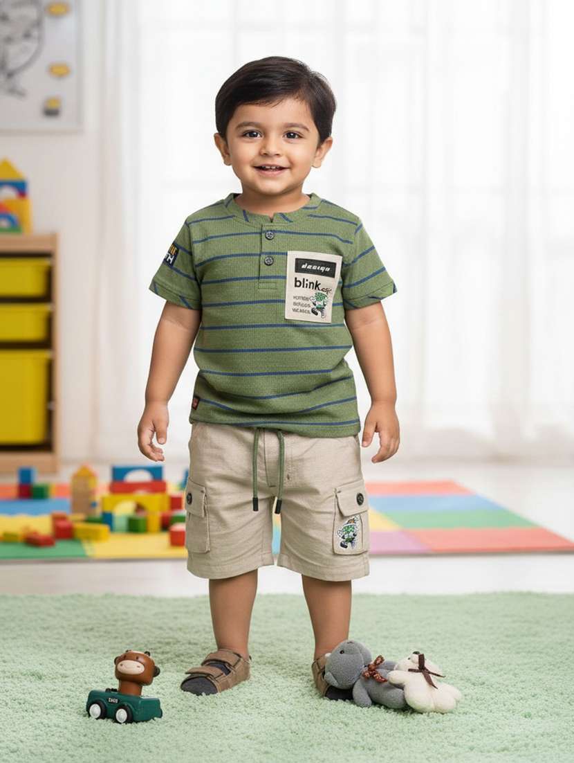 kids printed t-shirt and shorts set