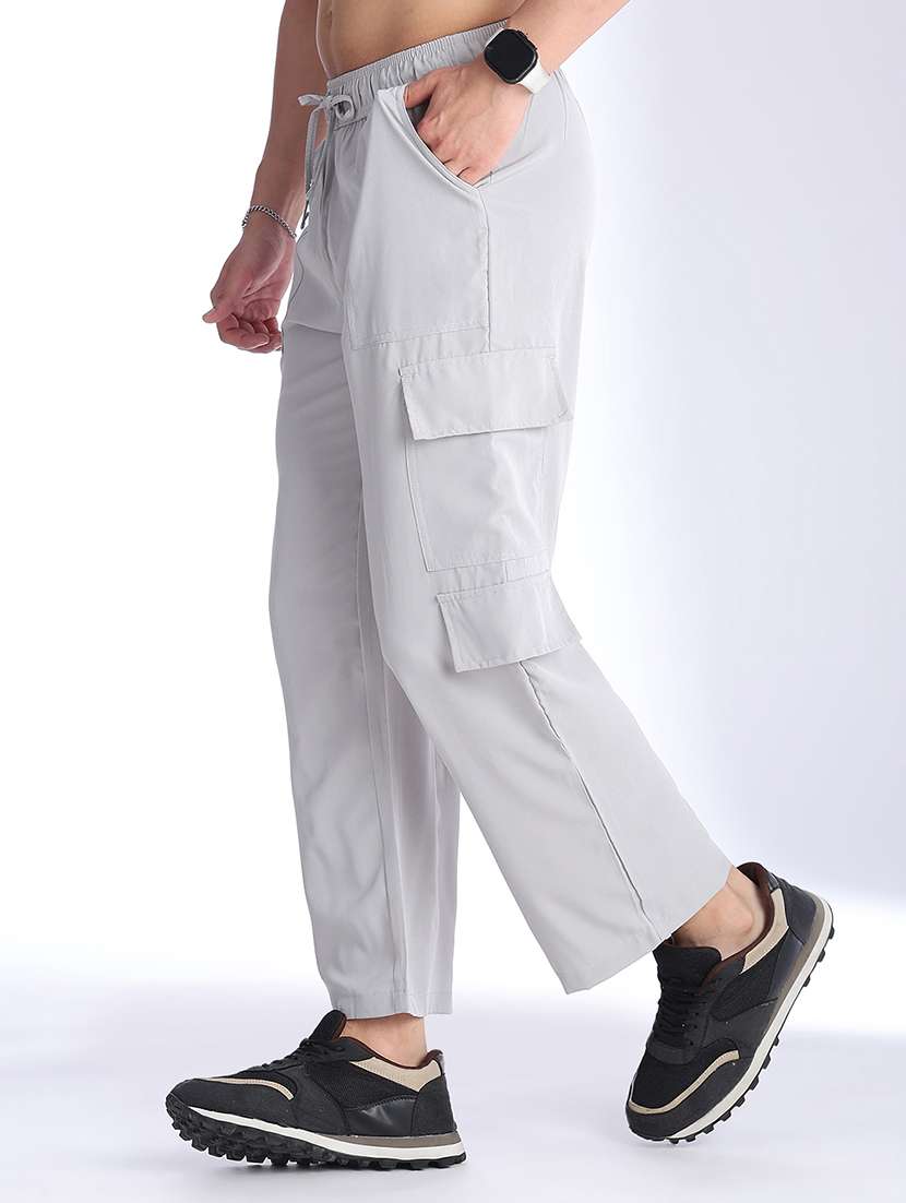 Men Solid Mid Rise Regular Fit Cargo Pant - 22360152 -  Standard Image - 3