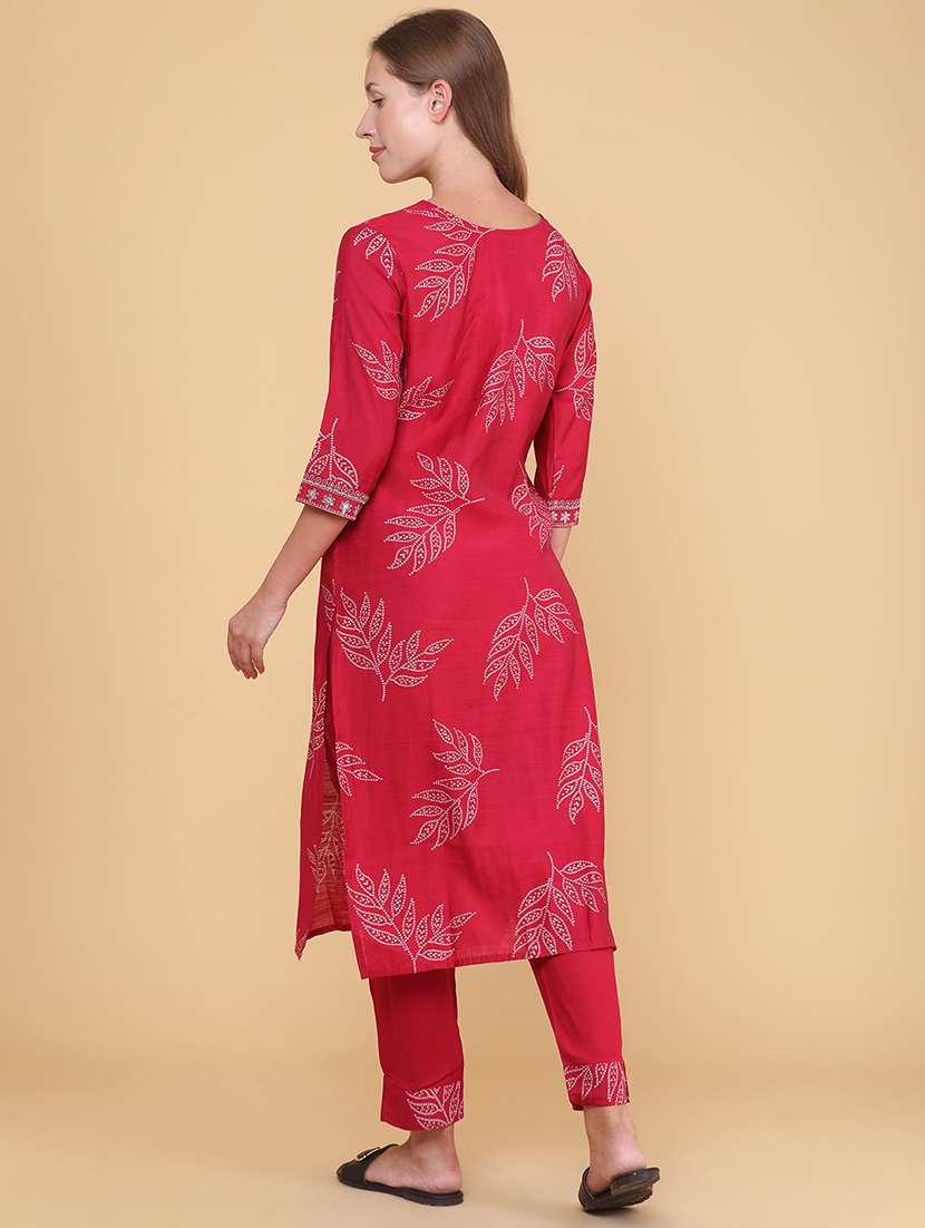 women printed three quarter sleeve kurta pant set - 22360193 -  Standard Image - 3
