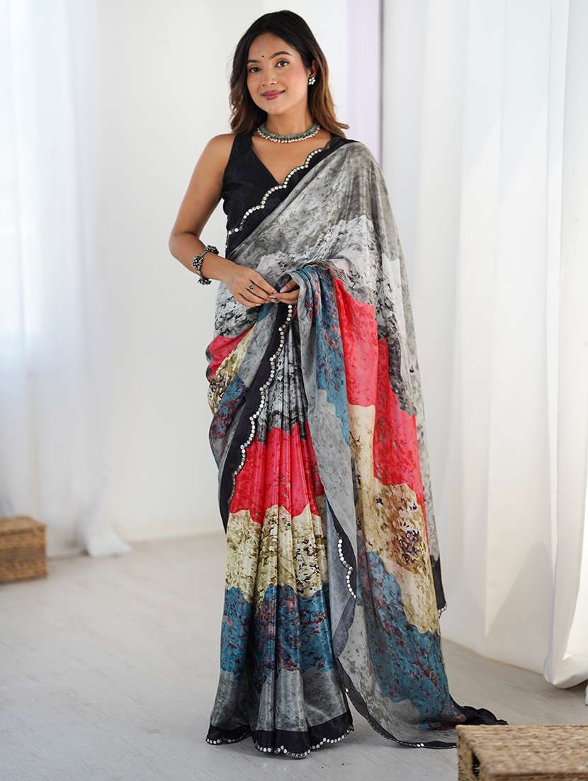 women printed casual wear saree with blouse