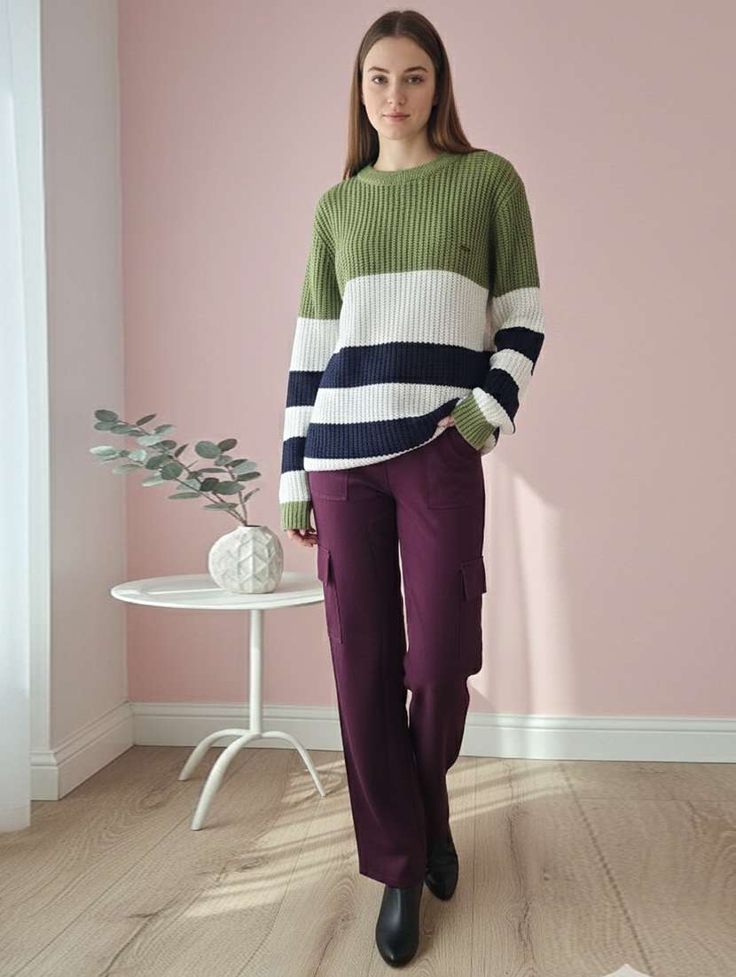 women color blocked long sleeve pullover