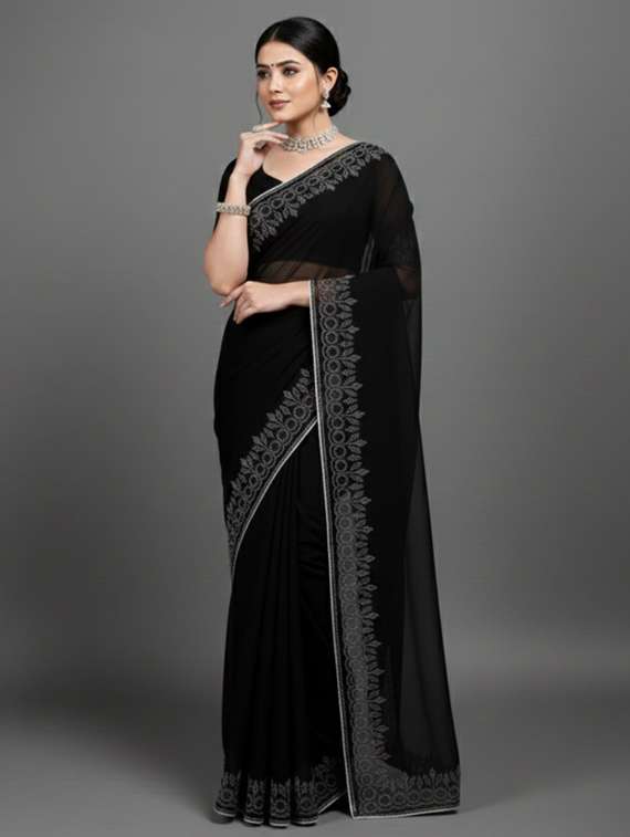 women solid with embellished bordered saree with blouse - 22361980 -  Standard Image - 3