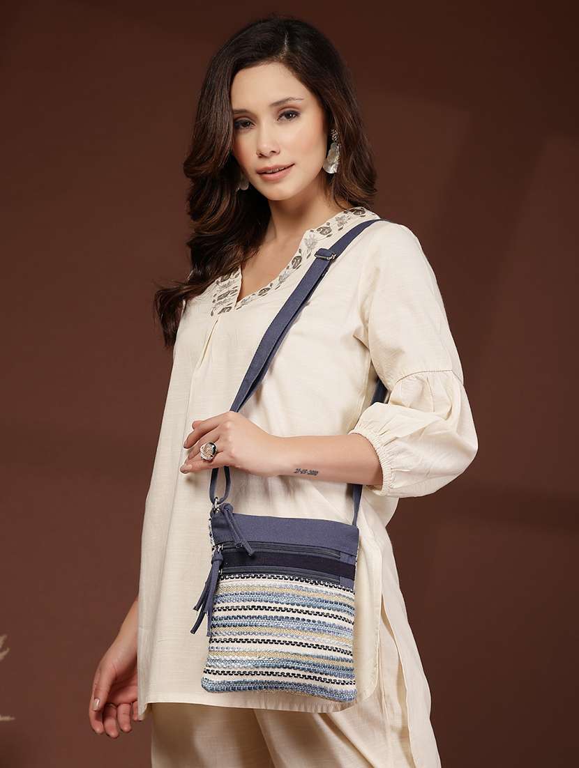 women self designed sling bag - 22362166 -  Standard Image - 5