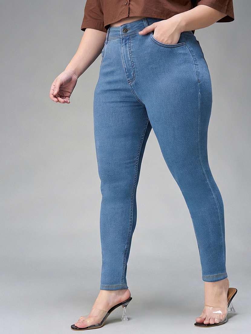 womne plus size solid high rise slim fit jeans