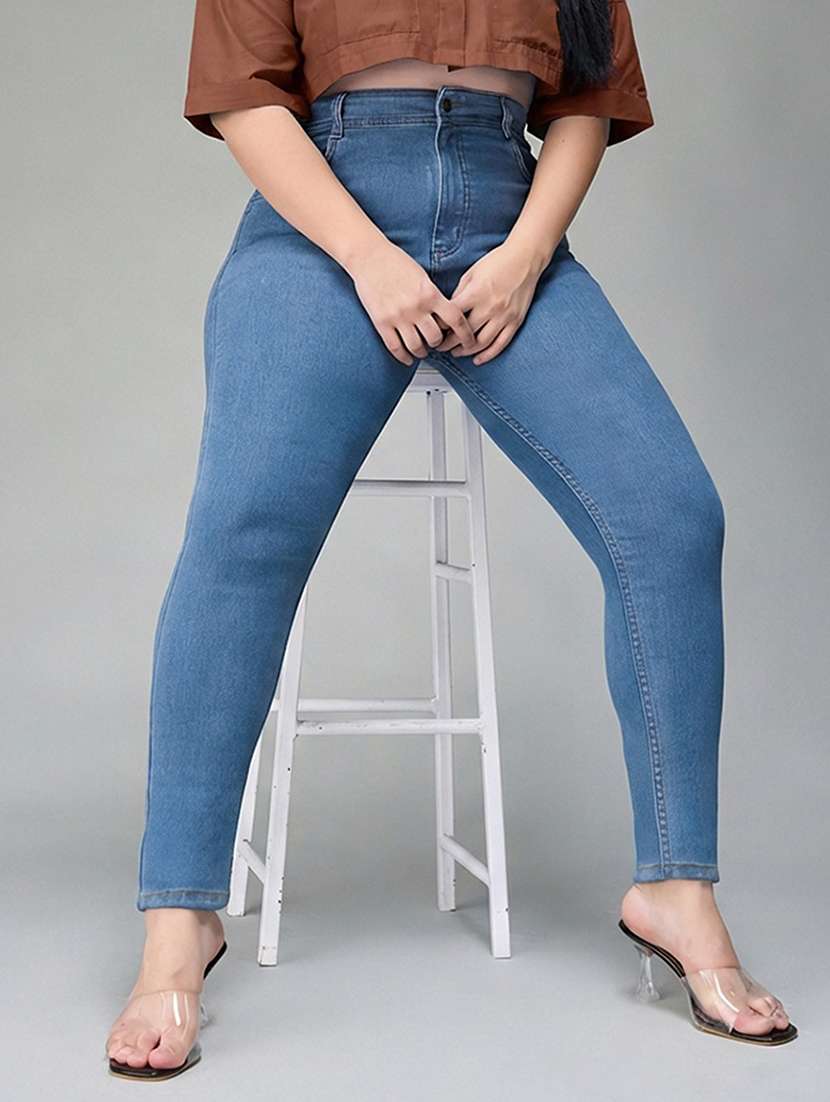 womne plus size solid high rise slim fit jeans