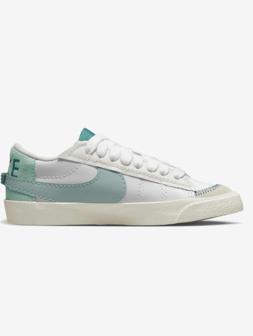 nike blazer low '77 jumbo women sneaker