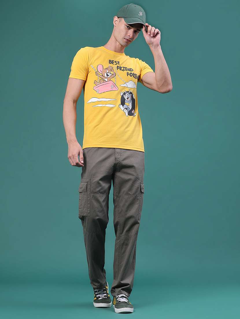 Men Solid Mid Rise Regular Fit Cargo - 22362973 -  Standard Image - 5